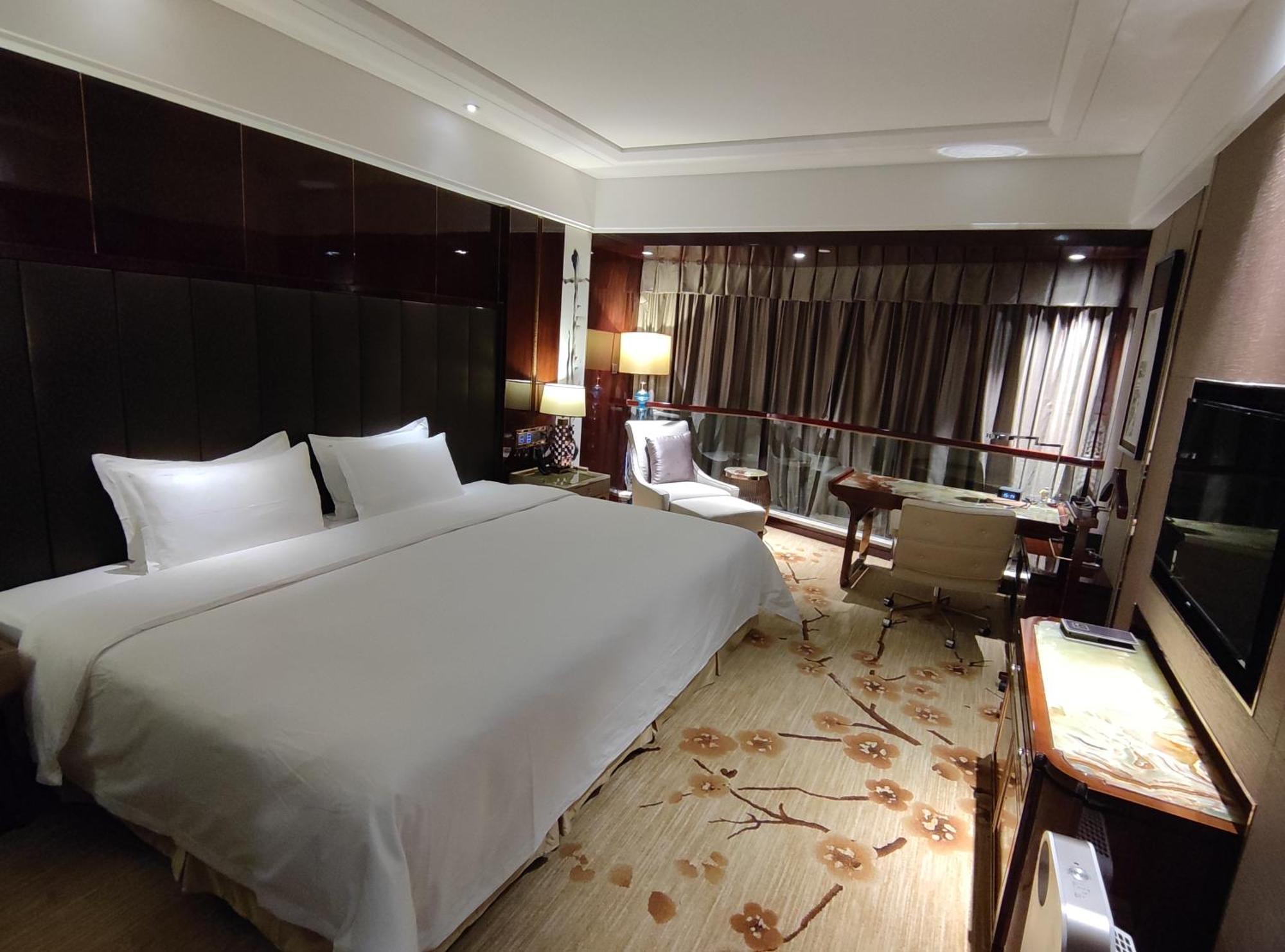 Estandon Hotel Гуанчжоу Экстерьер фото